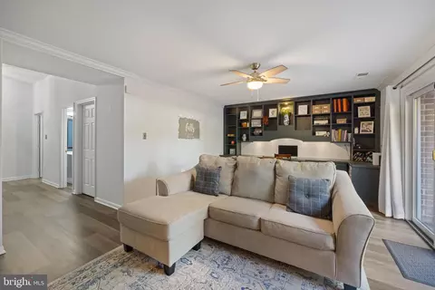 8522 Westover Ct, Springfield, VA 22152 photo 5