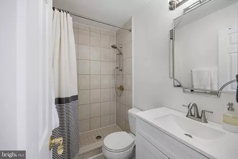 8522 Westover Ct, Springfield, VA 22152 photo 25