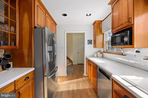 8522 Westover Ct, Springfield, VA 22152 photo 13