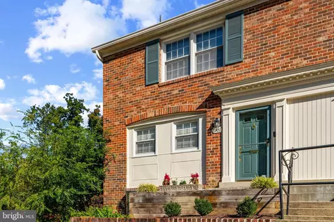 8522 Westover Ct, Springfield, VA 22152 photo 49