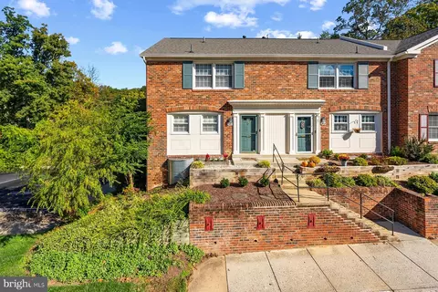 8522 Westover Ct, Springfield, VA 22152 photo 7