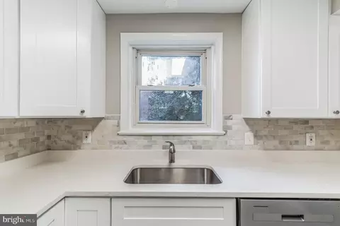 6301 Middlesex Ave, Springfield, VA 22150 photo 8