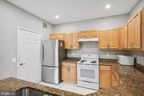 1530 Spring Gate #9209, Mclean, VA 22102 photo 6