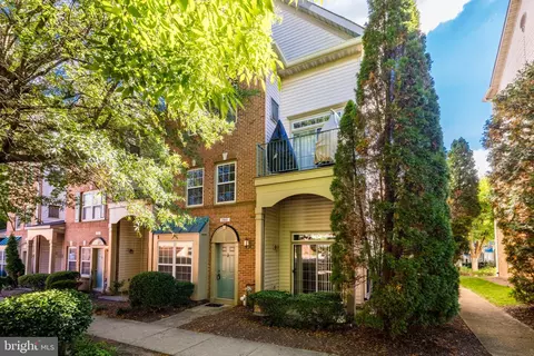11868 Breton Ct #13A, Reston, VA 20191