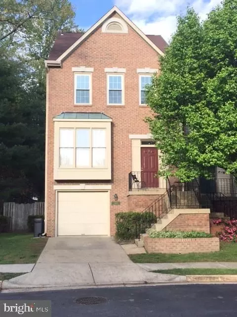6388 English Ivy Way, Springfield, VA 22152