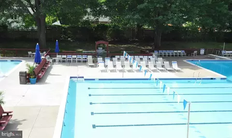 8412 Holly Leaf Dr, Mclean, VA 22102 photo 21
