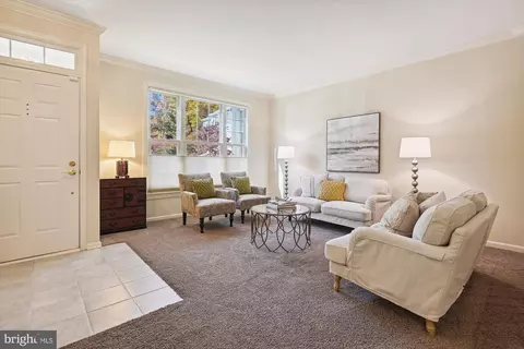 11286 Fairwind Way, Reston, VA 20190 photo 6