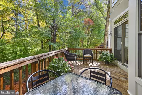 11286 Fairwind Way, Reston, VA 20190 photo 17
