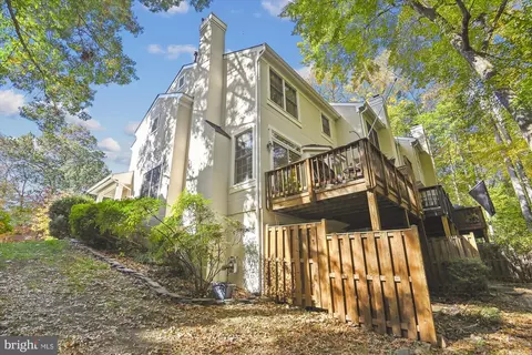 11286 Fairwind Way, Reston, VA 20190 photo 2