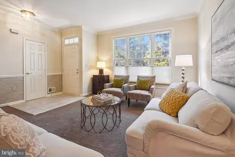 11286 Fairwind Way, Reston, VA 20190 photo 5