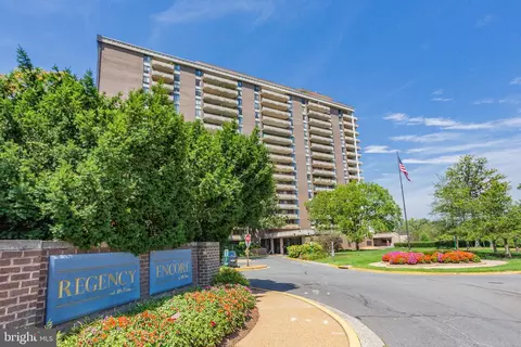 1800 Old Meadow Rd #317, Mclean, VA 22102