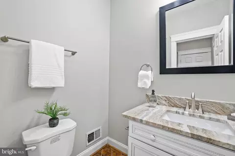 1416 Pathfinder Ln, Mclean, VA 22101 photo 21