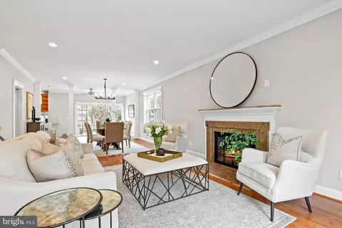 1416 Pathfinder Ln, Mclean, VA 22101 photo 4