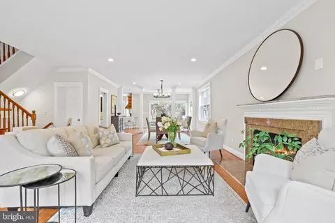 1416 Pathfinder Ln, Mclean, VA 22101 photo 5