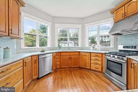 1416 Pathfinder Ln, Mclean, VA 22101 photo 18