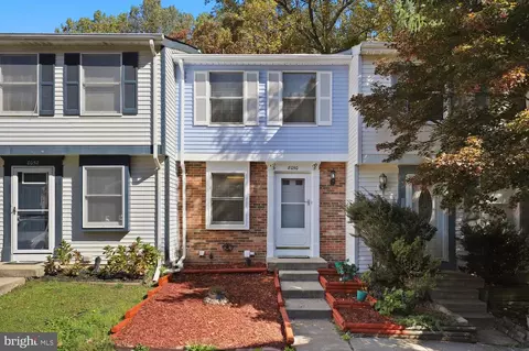 8050 Grandview Ct, Springfield, VA 22153