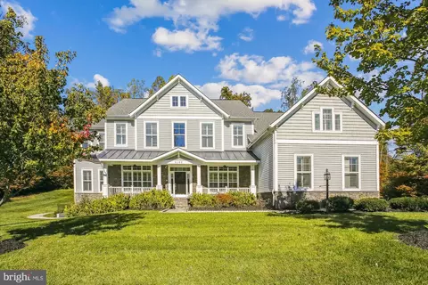 9190 Marovelli Forest Dr, Lorton, VA 22079