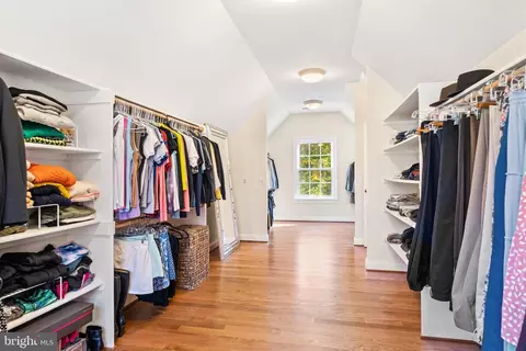 843 Alvermar Ridge Dr, Mclean, VA 22102 photo 22