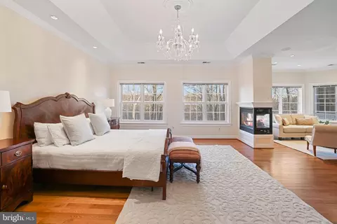 843 Alvermar Ridge Dr, Mclean, VA 22102 photo 19