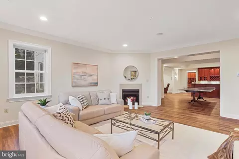 843 Alvermar Ridge Dr, Mclean, VA 22102 photo 31