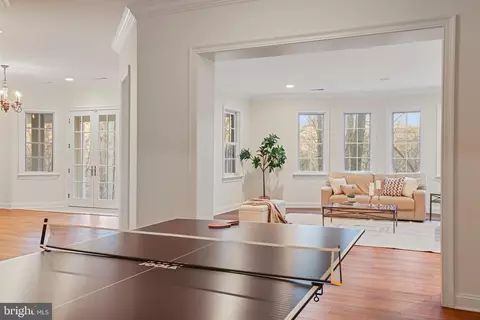 843 Alvermar Ridge Dr, Mclean, VA 22102 photo 32