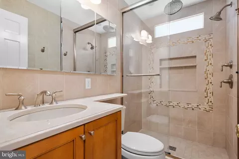 1106 Brentfield Dr, Mclean, VA 22101 photo 20