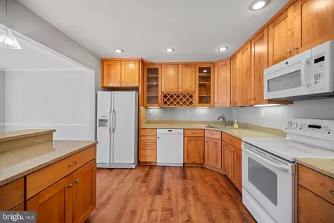 1106 Brentfield Dr, Mclean, VA 22101 photo 10