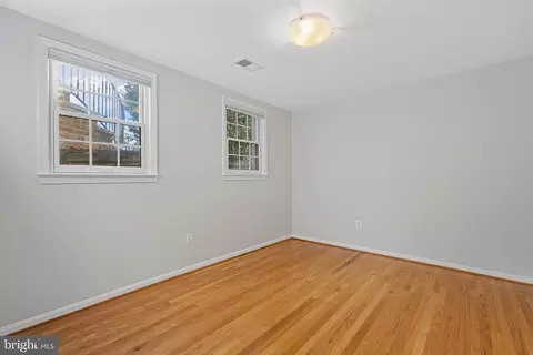 1106 Brentfield Dr, Mclean, VA 22101 photo 31