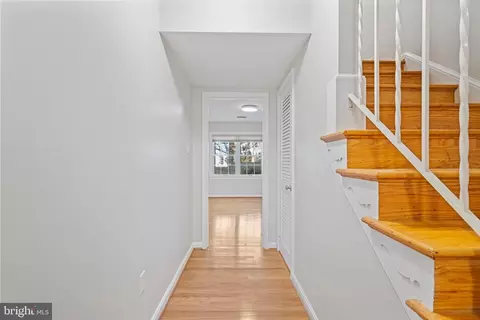 1106 Brentfield Dr, Mclean, VA 22101 photo 33