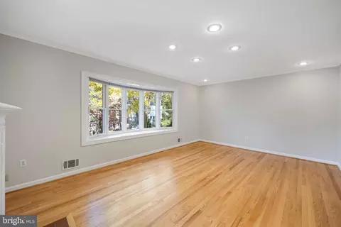 1106 Brentfield Dr, Mclean, VA 22101 photo 13
