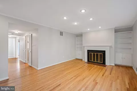 1106 Brentfield Dr, Mclean, VA 22101 photo 14