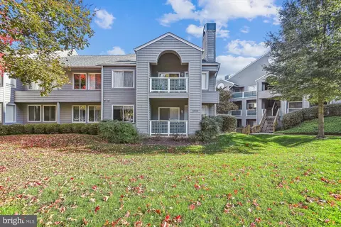 1502 Summerchase Ct # A, Reston, VA 20194