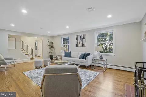 6011 Claiborne Dr, Mclean, VA 22101 photo 6