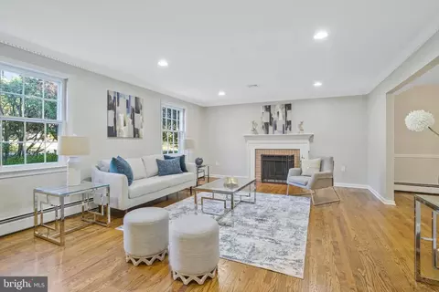 6011 Claiborne Dr, Mclean, VA 22101 photo 5