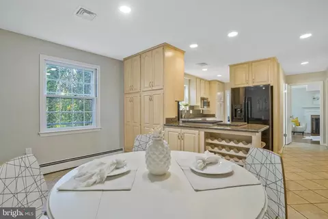 6011 Claiborne Dr, Mclean, VA 22101 photo 10