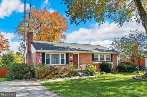 5310 Pillow Ln, Springfield, VA 22151 photo 3