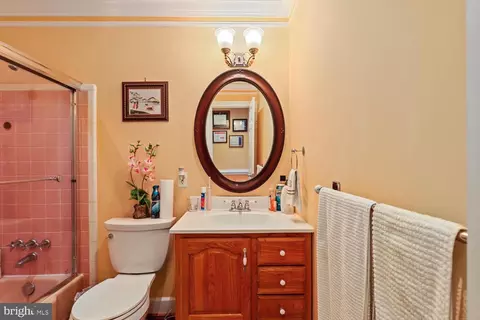 5310 Pillow Ln, Springfield, VA 22151 photo 18