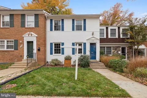 3340 Contessa Ct, Annandale, VA 22003
