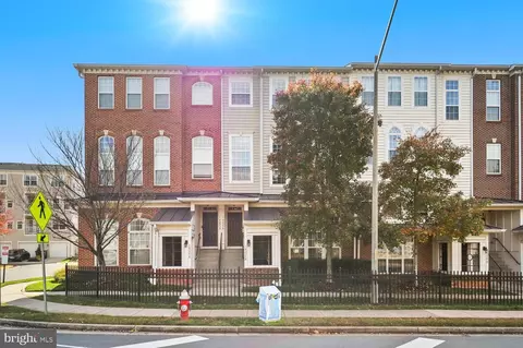 14225 B Saint Germain Dr #14, Centreville, VA 20121