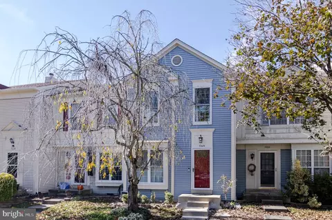 7224 Stover Dr, Alexandria, VA 22306