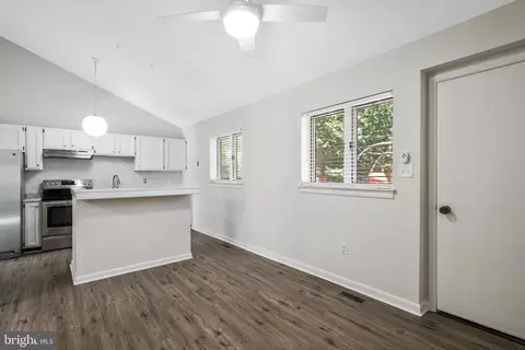 6118 Lee Brooke Pl, Springfield, VA 22152 photo 10