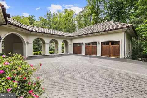 906 Turkey Run Rd, Mclean, VA 22101 photo 50