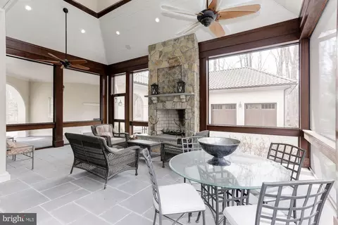 906 Turkey Run Rd, Mclean, VA 22101 photo 20
