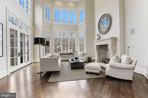 906 Turkey Run Rd, Mclean, VA 22101 photo 13