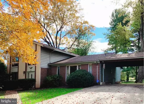 1673 Trap Rd, Vienna, VA 22182