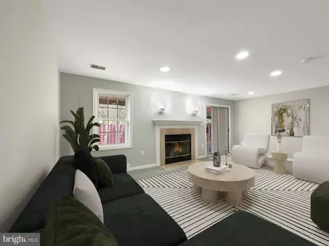 7294 Olde Lantern Way, Springfield, VA 22152 photo 2