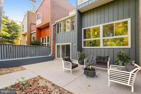 11531 Links Dr, Reston, VA 20190 photo 35