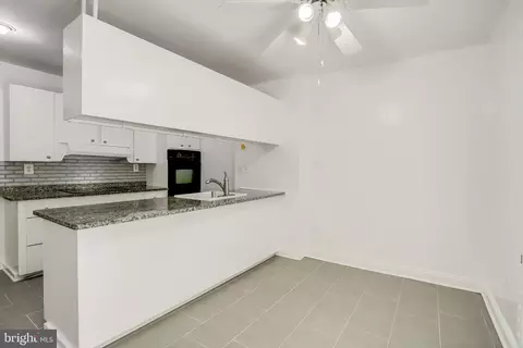 11531 Links Dr, Reston, VA 20190 photo 7