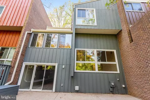 11531 Links Dr, Reston, VA 20190 photo 33