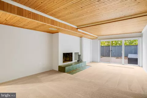 11531 Links Dr, Reston, VA 20190 photo 31